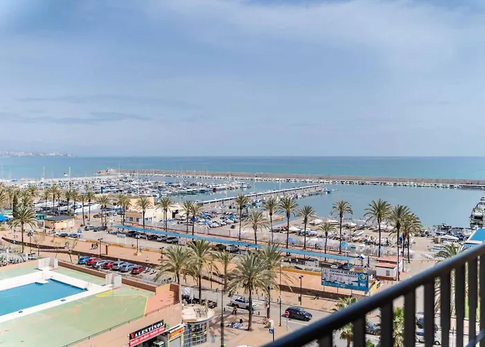 Paseo Maritimo Rey De Espana 아파트